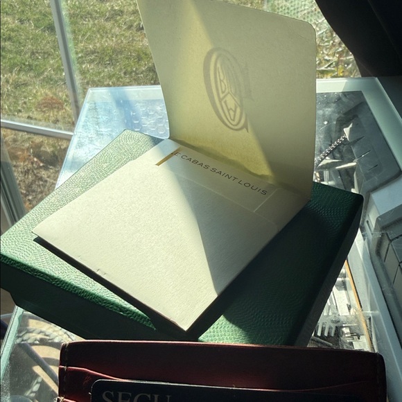 Goyard Red and White Card Holder - Picture 5 of 5